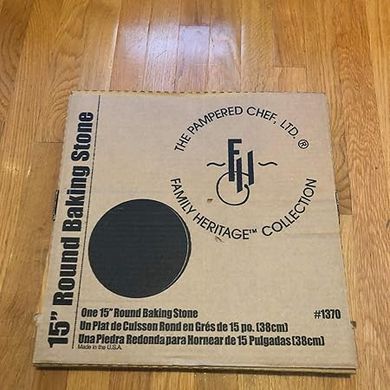 Pampered Chef Large Pizza Stone
